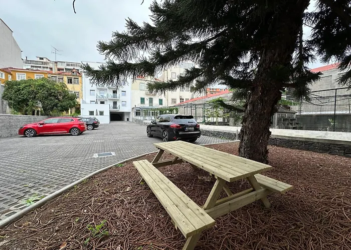 Living Funchal Inn
