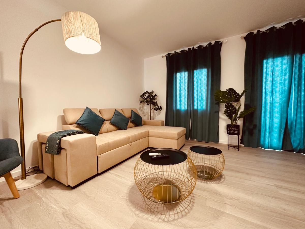 Living Apartment *
