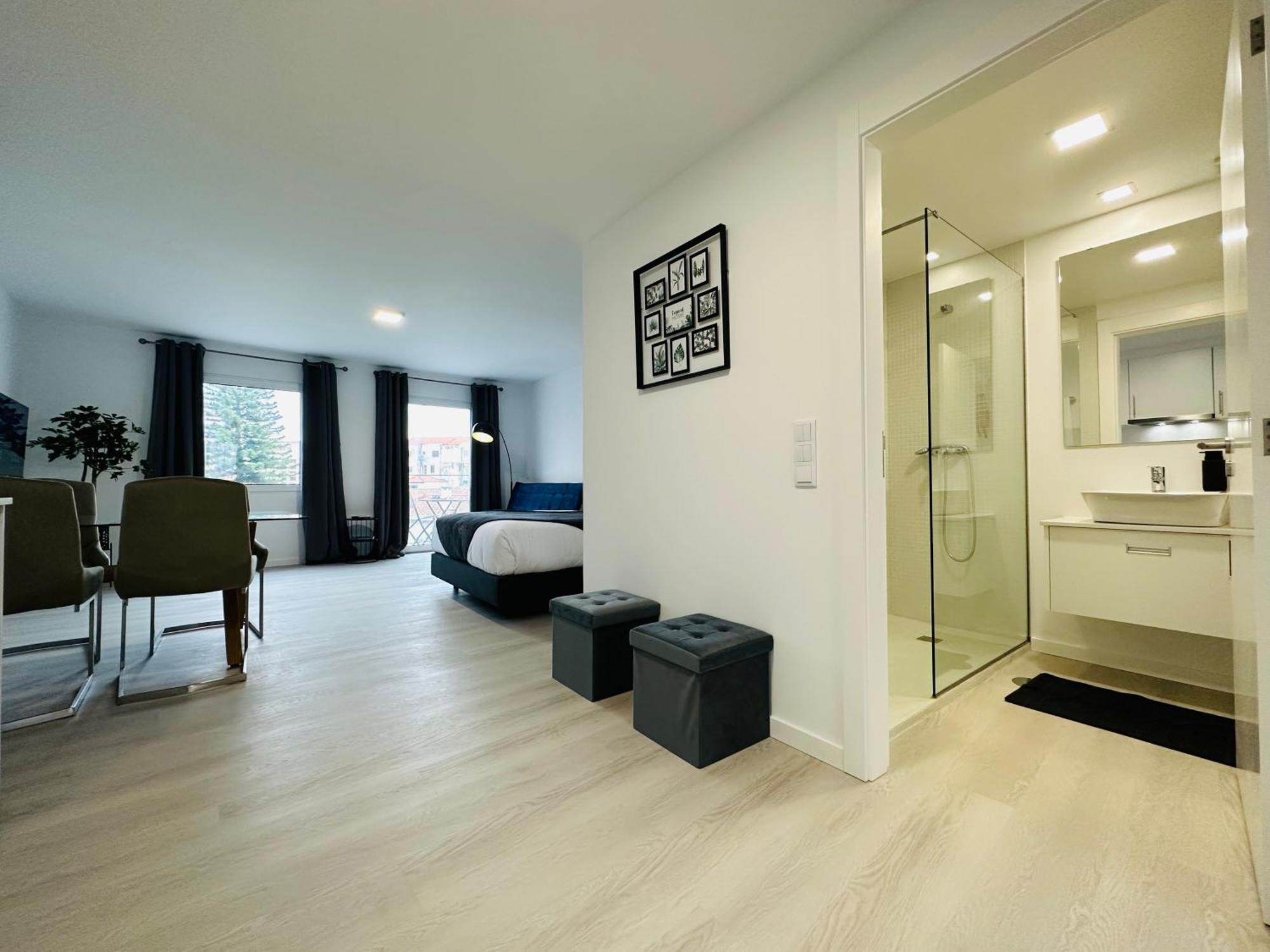 Living Apartment *